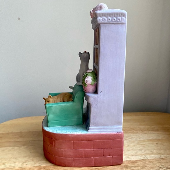 Seymour Mann Cat Music Box Porcelain Sculpture Song Memory 1987 WORKS Grannycore - Picture 10 of 11